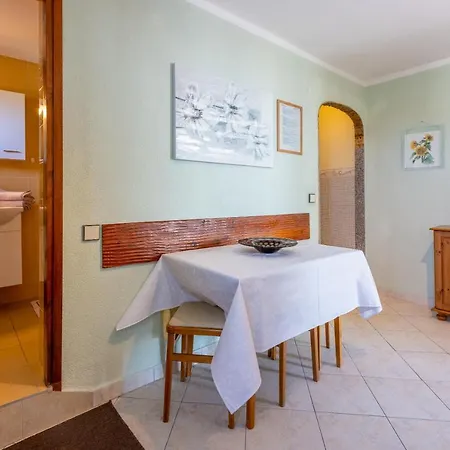 Daire Ellen 3 With Balcony And Sea View Crikvenica